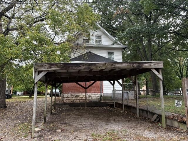Photo 34 of 36 - 312 N 17th Street, Kansas City, KS 66102