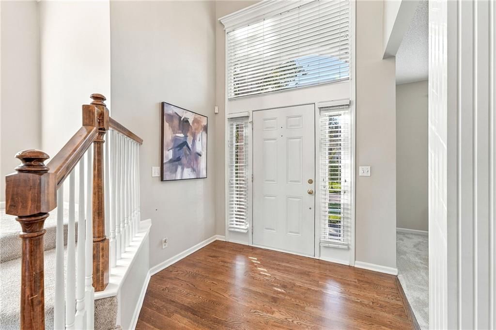 11216 W 140th Place, Overland Park, KS: listing photo 3