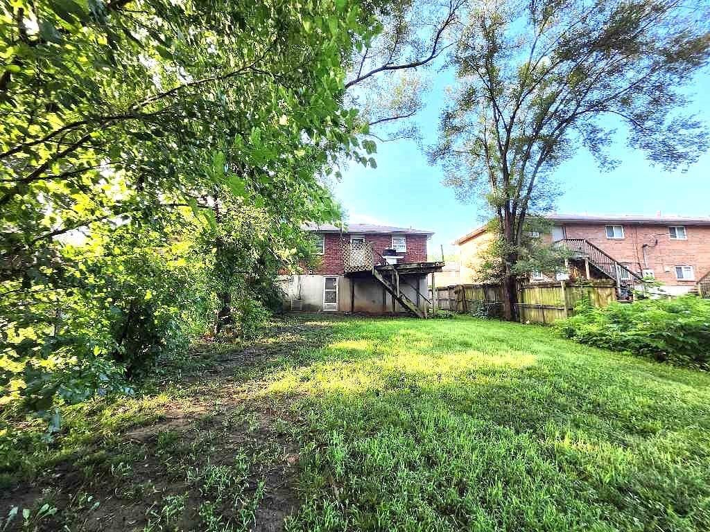 Photo 19 of 27 - 4934 Dixie Avenue, Kansas City, KS 66106
