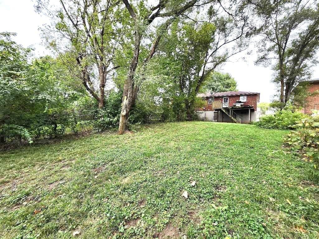 Photo 24 of 27 - 4934 Dixie Avenue, Kansas City, KS 66106
