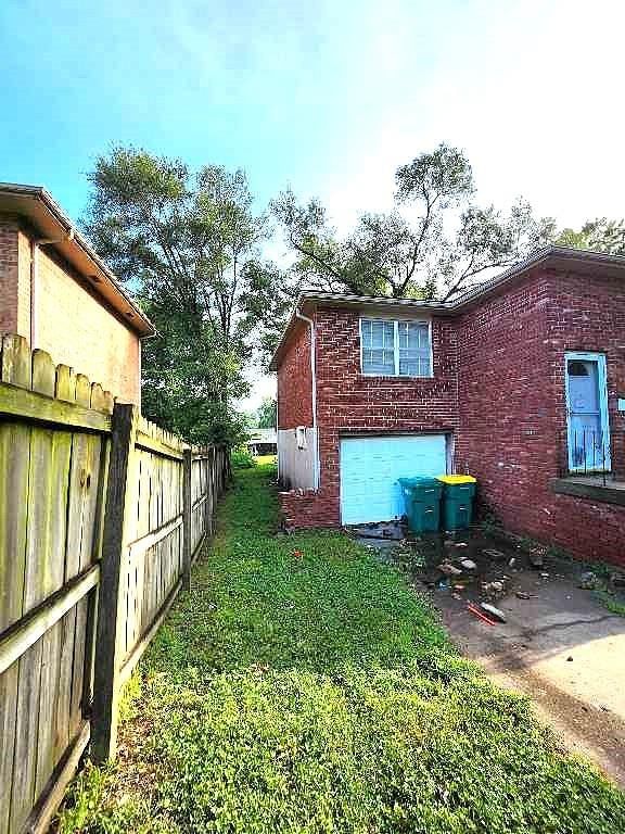4934 Dixie Avenue, Kansas City, KS: listing photo 3