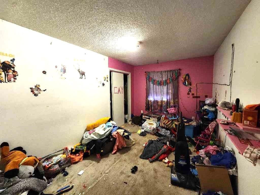 Photo 9 of 27 - 4934 Dixie Avenue, Kansas City, KS 66106