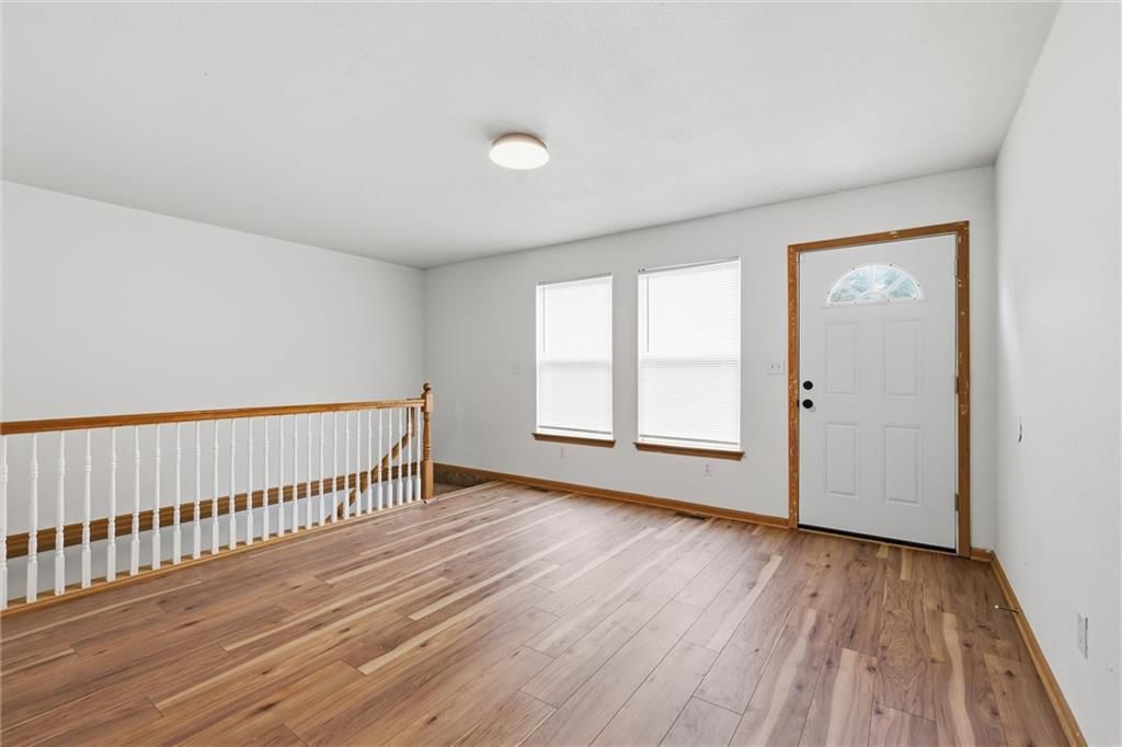 Photo 7 of 23 - 212/14 NW 27th St. Court, Blue Springs, MO 64015