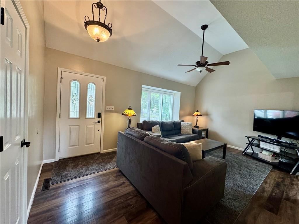 128 SW 26TH Street, Blue Springs, MO: listing photo 3