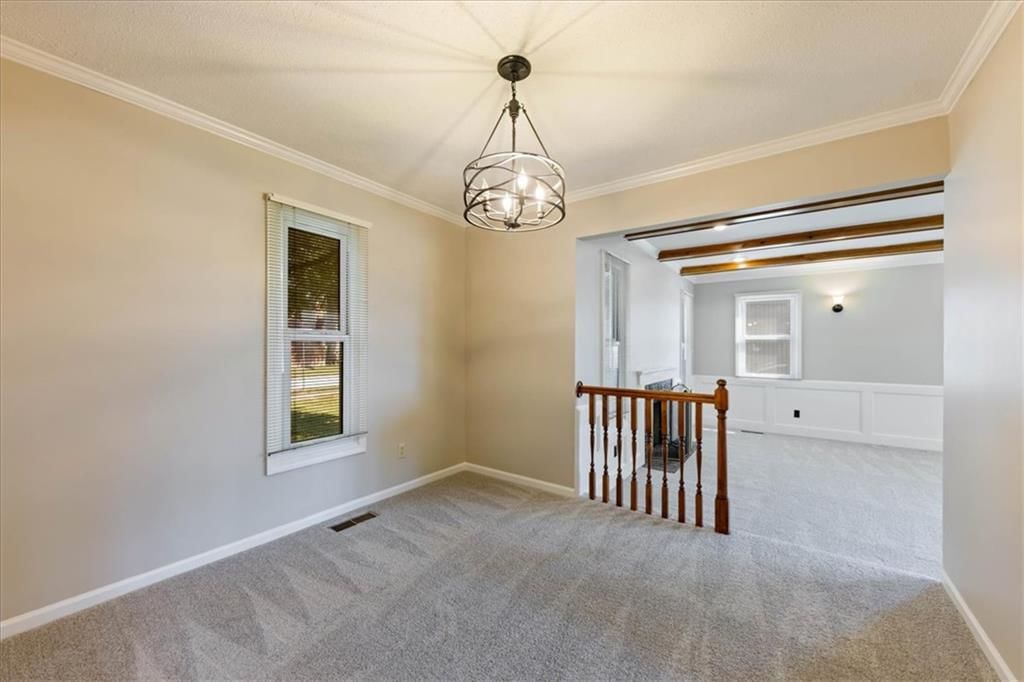 Photo 7 of 35 - 12490 S Ortega Drive, Olathe, KS 66062