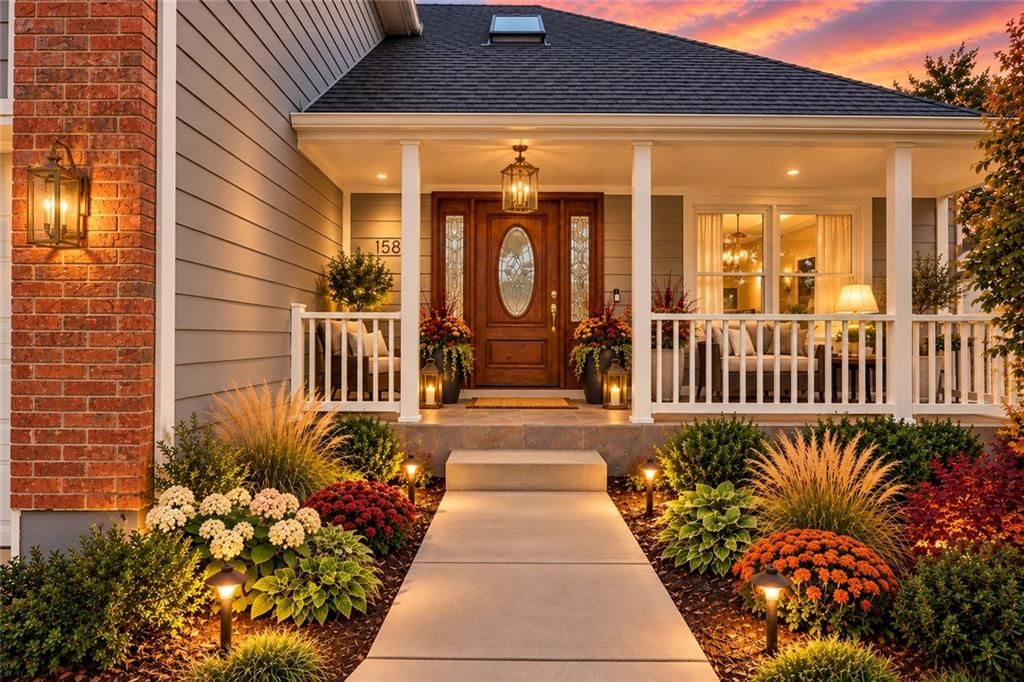 15821 Horton Court, Overland Park, KS: listing photo 3