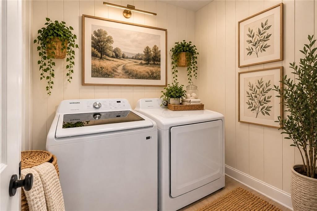 Photo 17 of 42 - 15821 Horton Court, Overland Park, KS 66223