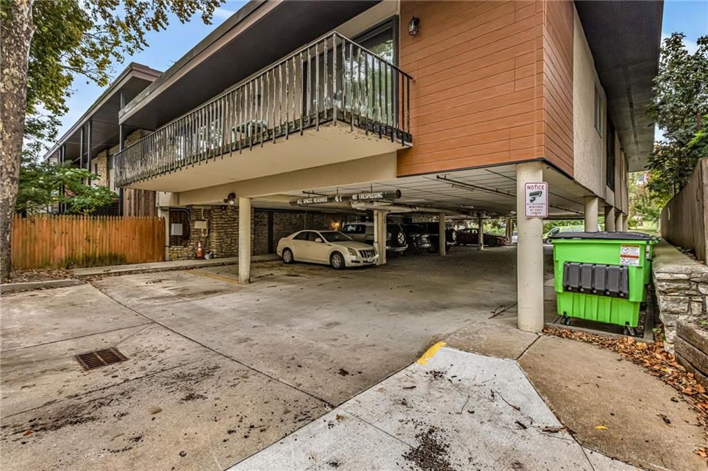Photo 21 of 21 - 4511 Headwood Drive #10, Kansas City, MO 64111