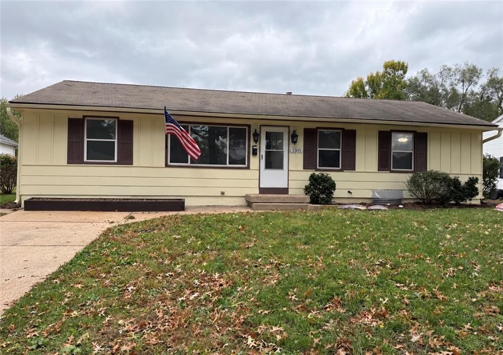1305 Farview Drive, Independence, MO