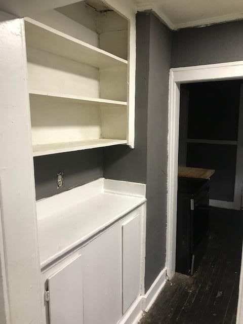 Photo 8 of 15 - 5700 Brooklyn Avenue, Kansas City, MO 64130