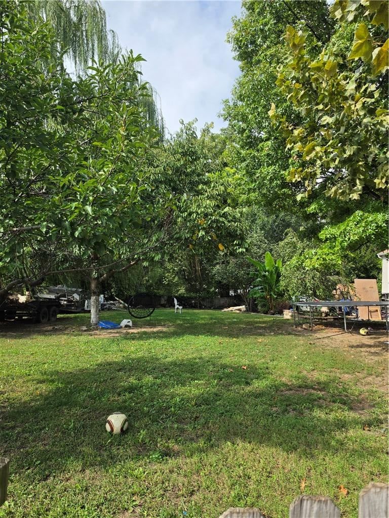 344 S 9th Street, Kansas City, KS: listing photo 3