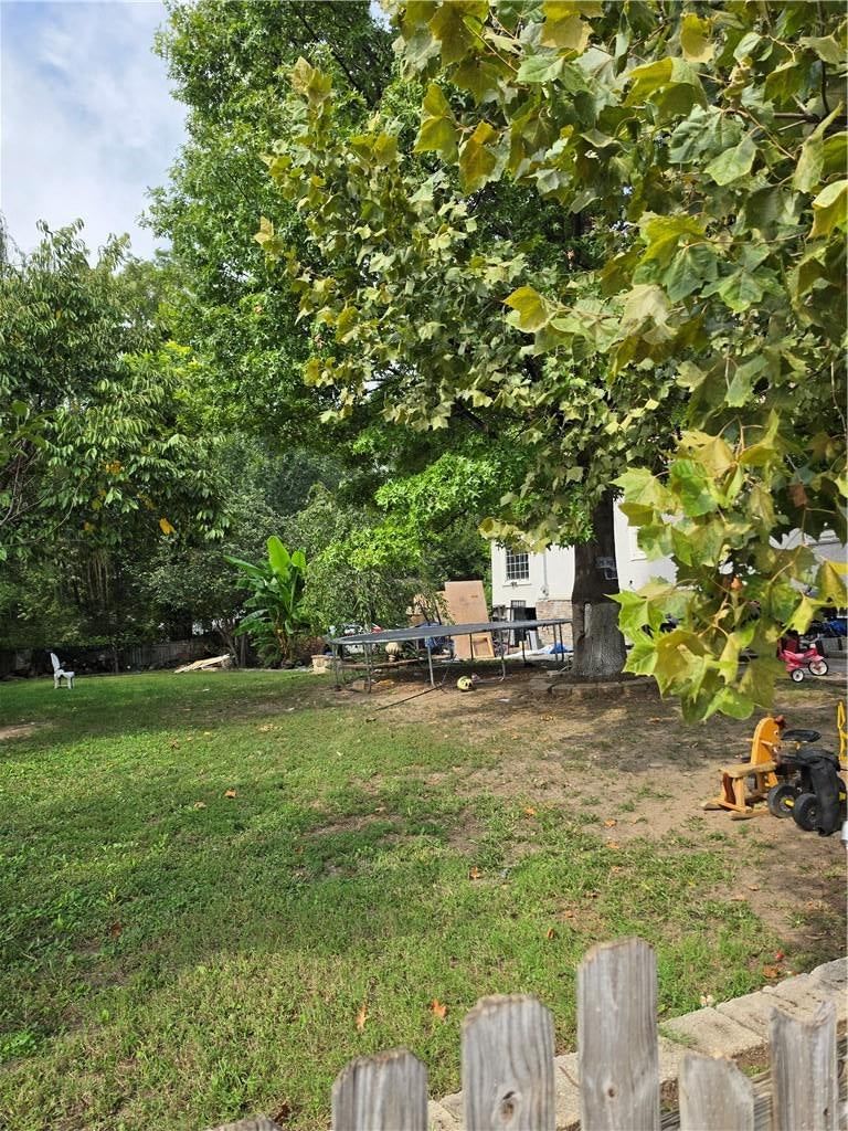 Photo 7 of 7 - 344 S 9th Street