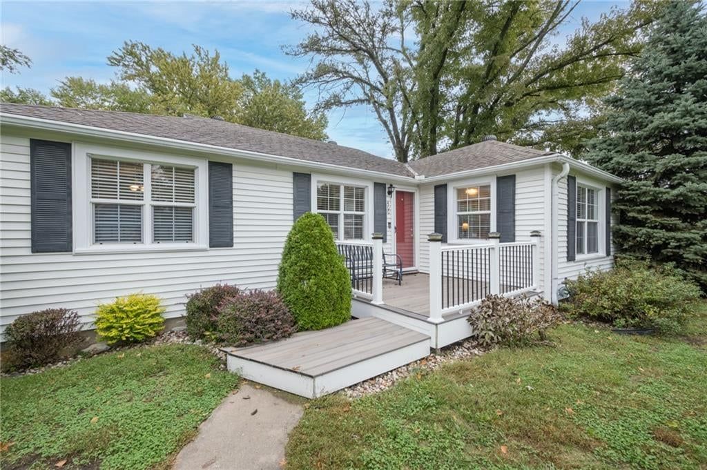 Photo 51 of 55 - 400 NW Frances Road, Lee's Summit, MO 64063