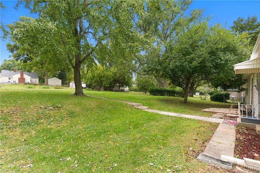 Photo 30 of 46 - 10601 E Sheley Road, Independence, MO 64052