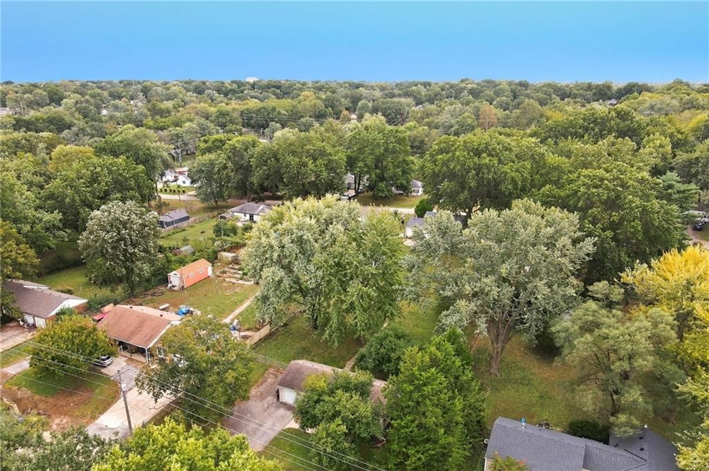 Photo 35 of 46 - 10601 E Sheley Road, Independence, MO 64052