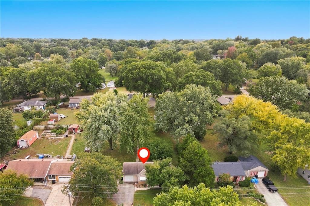 Photo 38 of 46 - 10601 E Sheley Road, Independence, MO 64052