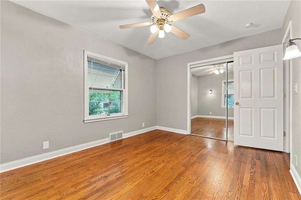 Photo 22 of 46 - 10601 E Sheley Road, Independence, MO 64052