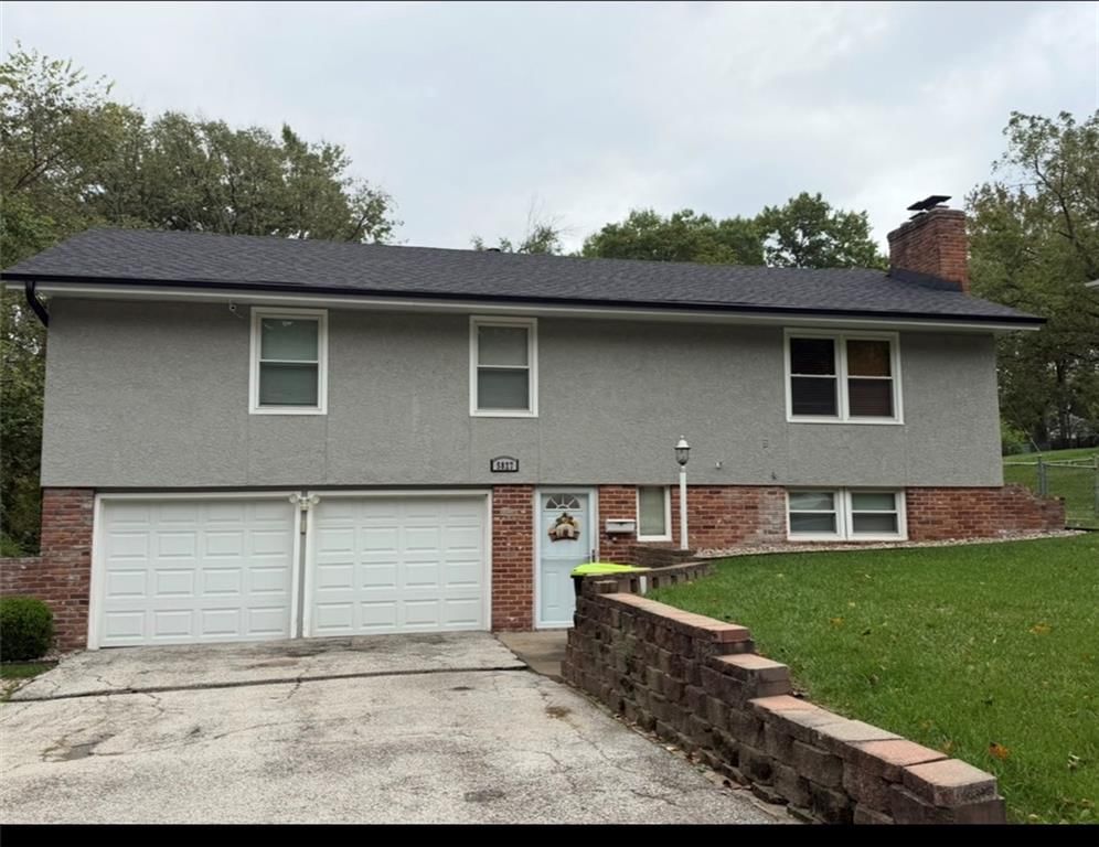 5827 Mastin Street, Merriam, KS