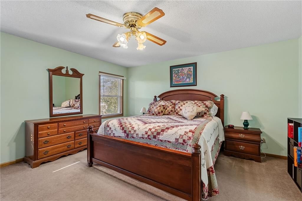 Photo 41 of 47 - 811 N Mesa Street, Olathe, KS 66061