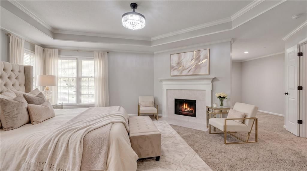 Photo 11 of 38 - 5444 W 129th Terrace, Leawood, KS 66209