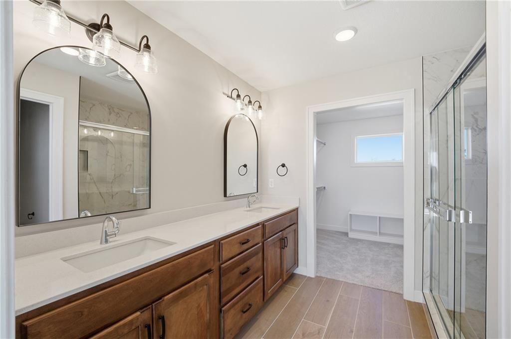 Double vanity and wood vanity at 18425 W 195th Street, Spring Hill, KS 66083
