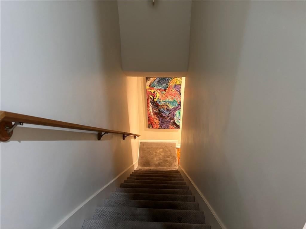 Photo 11 of 14 - 808 W 29th Street, Kansas City, MO 64108