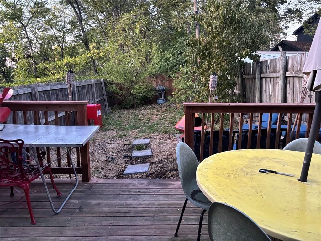 808 W 29th Street, Kansas City, MO: listing photo 2