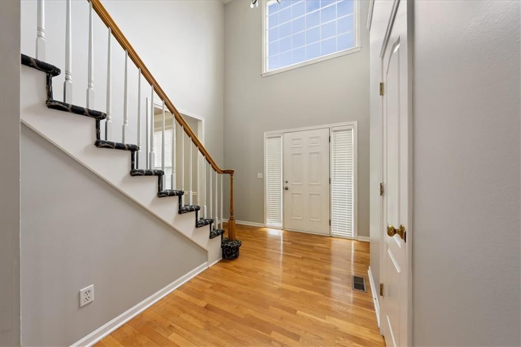 12443 Benson Street, Overland Park, KS: listing photo 3