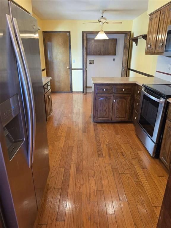 Photo 8 of 30 - 9704 N Locust Drive, Kansas City, MO 64155