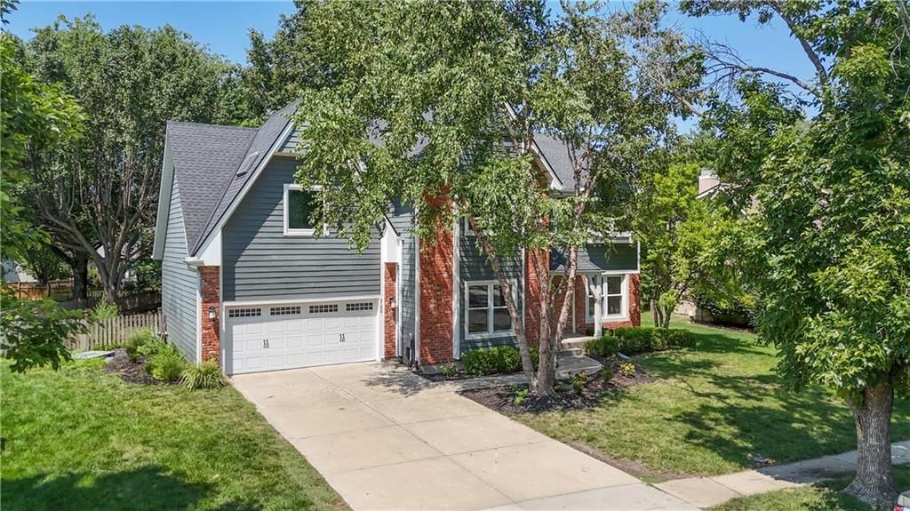 5100 W 131st Street, Leawood, KS: listing photo 2
