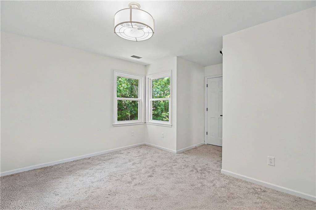 Photo 33 of 33 - 5100 W 131st Street, Leawood, KS 66209