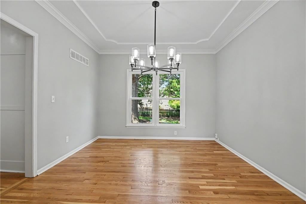 Photo 20 of 33 - 5100 W 131st Street, Leawood, KS 66209