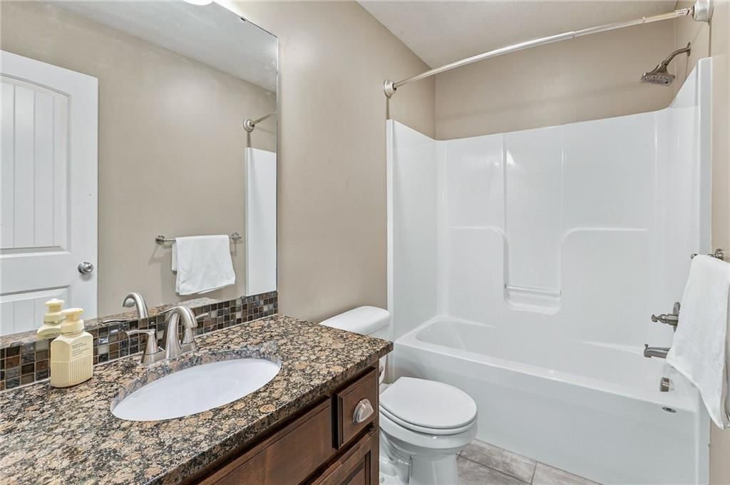 Photo 32 of 58 - 104 SW Shores Drive, Blue Springs, MO 64064