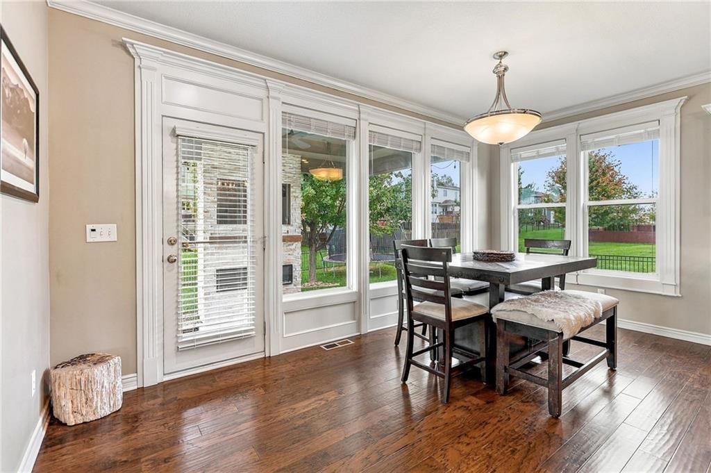 Photo 14 of 58 - 104 SW Shores Drive, Blue Springs, MO 64064