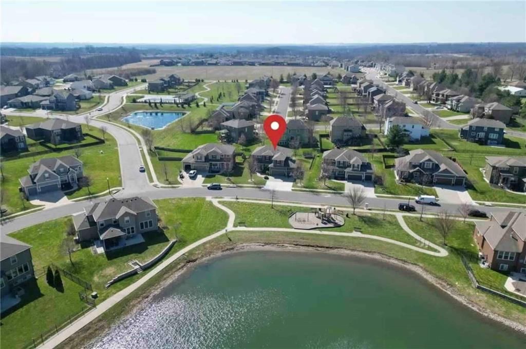 Photo 57 of 58 - 104 SW Shores Drive, Blue Springs, MO 64064