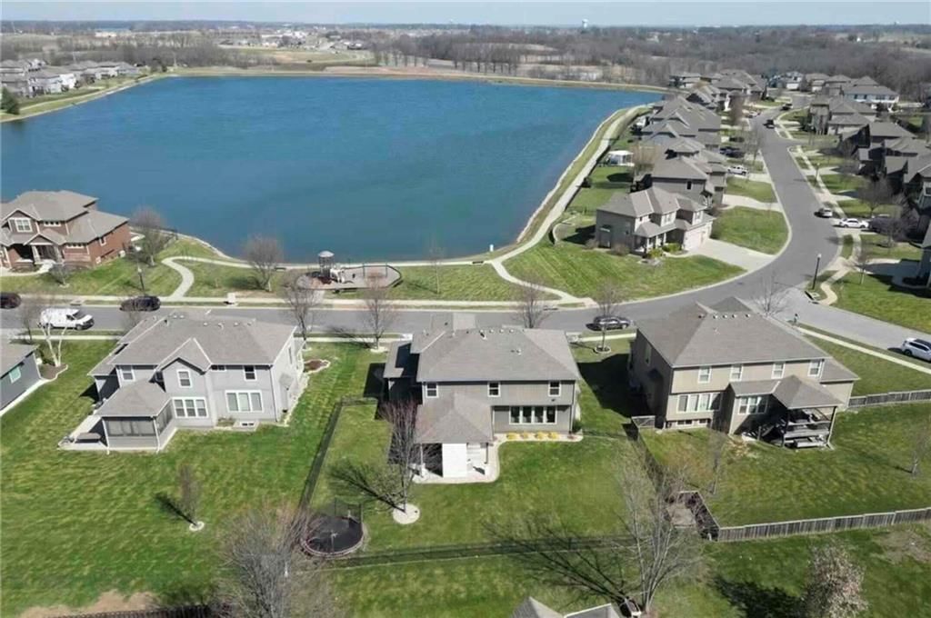 Photo 58 of 58 - 104 SW Shores Drive, Blue Springs, MO 64064