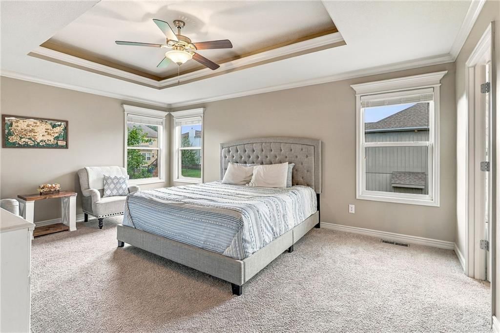 Photo 34 of 58 - 104 SW Shores Drive, Blue Springs, MO 64064