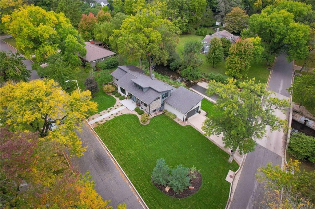 Photo 44 of 49 - 3004 W 82nd Terrace, Leawood, KS 66206