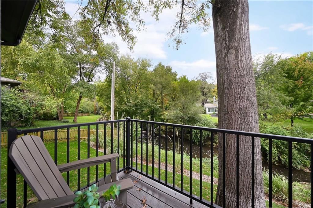 Photo 21 of 49 - 3004 W 82nd Terrace, Leawood, KS 66206