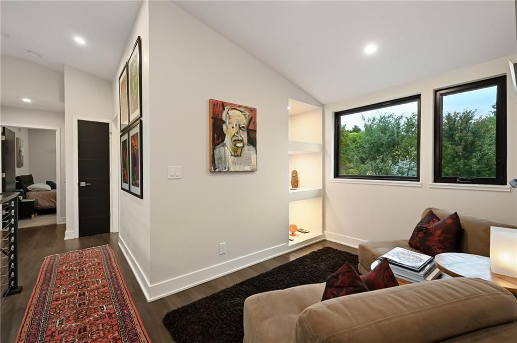 Photo 24 of 49 - 3004 W 82nd Terrace, Leawood, KS 66206