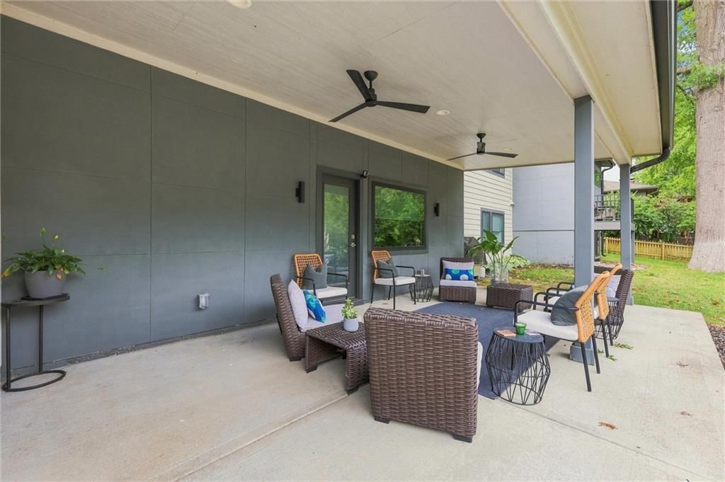 Photo 39 of 49 - 3004 W 82nd Terrace, Leawood, KS 66206