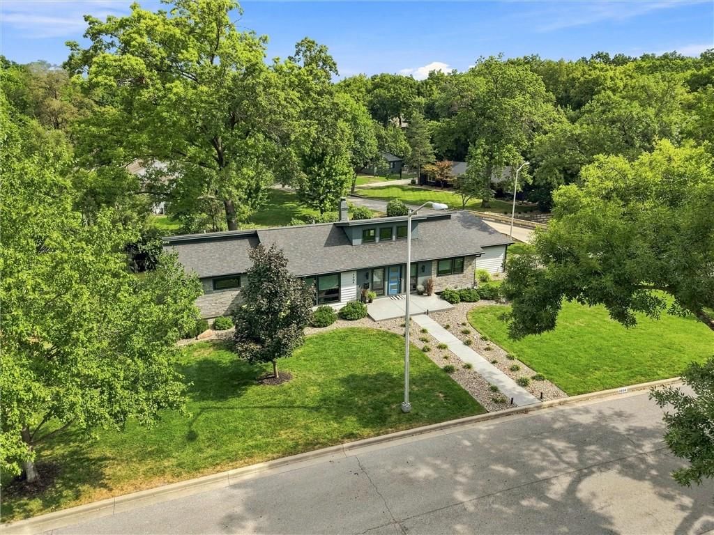 Photo 49 of 49 - 3004 W 82nd Terrace, Leawood, KS 66206