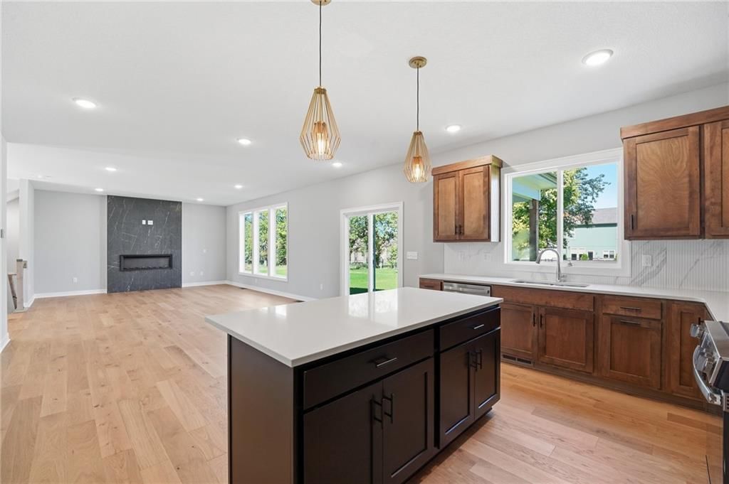 Photo 20 of 35 - 18550 W 195th Street, Spring Hill, KS 66083