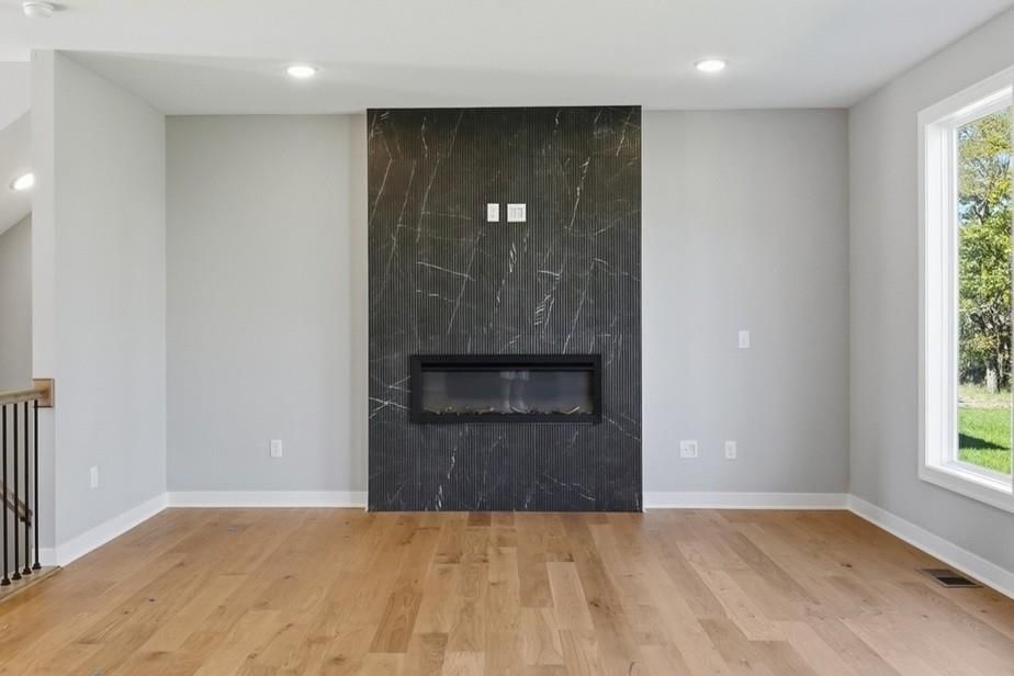 Photo 7 of 35 - 18550 W 195th Street, Spring Hill, KS 66083