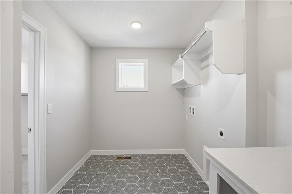 Photo 24 of 28 - 18455 W 195th Street, Spring Hill, KS 66083
