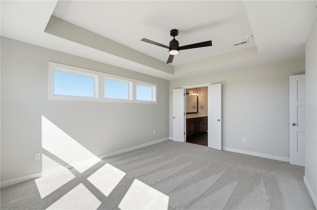 Photo 19 of 28 - 18455 W 195th Street, Spring Hill, KS 66083