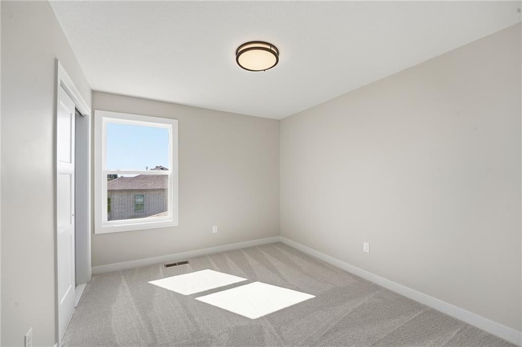 Photo 17 of 28 - 18455 W 195th Street, Spring Hill, KS 66083