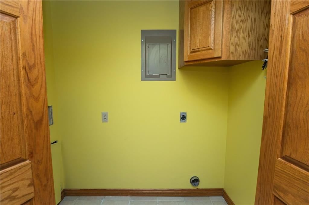 Photo 61 of 80 - 140 Debra Street, Lansing, KS 66043