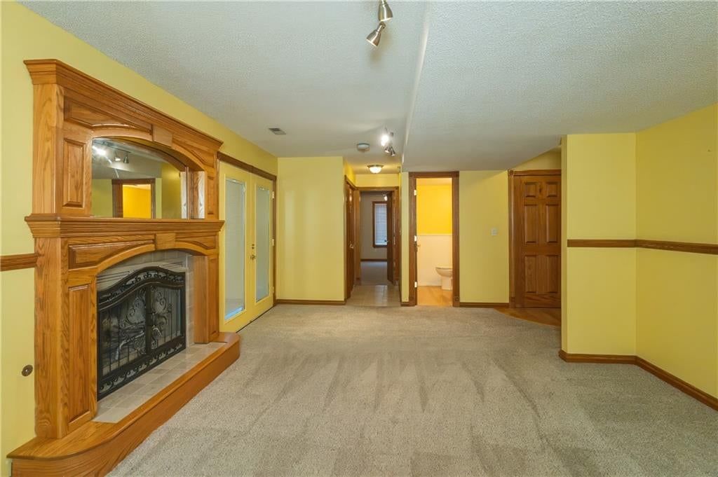 Photo 49 of 80 - 140 Debra Street, Lansing, KS 66043