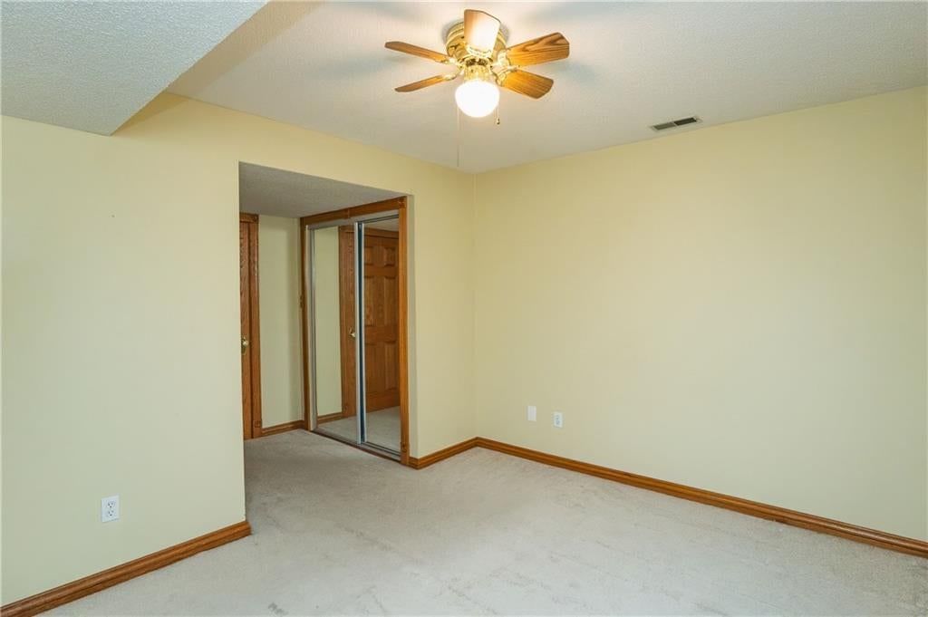 Photo 45 of 80 - 140 Debra Street, Lansing, KS 66043